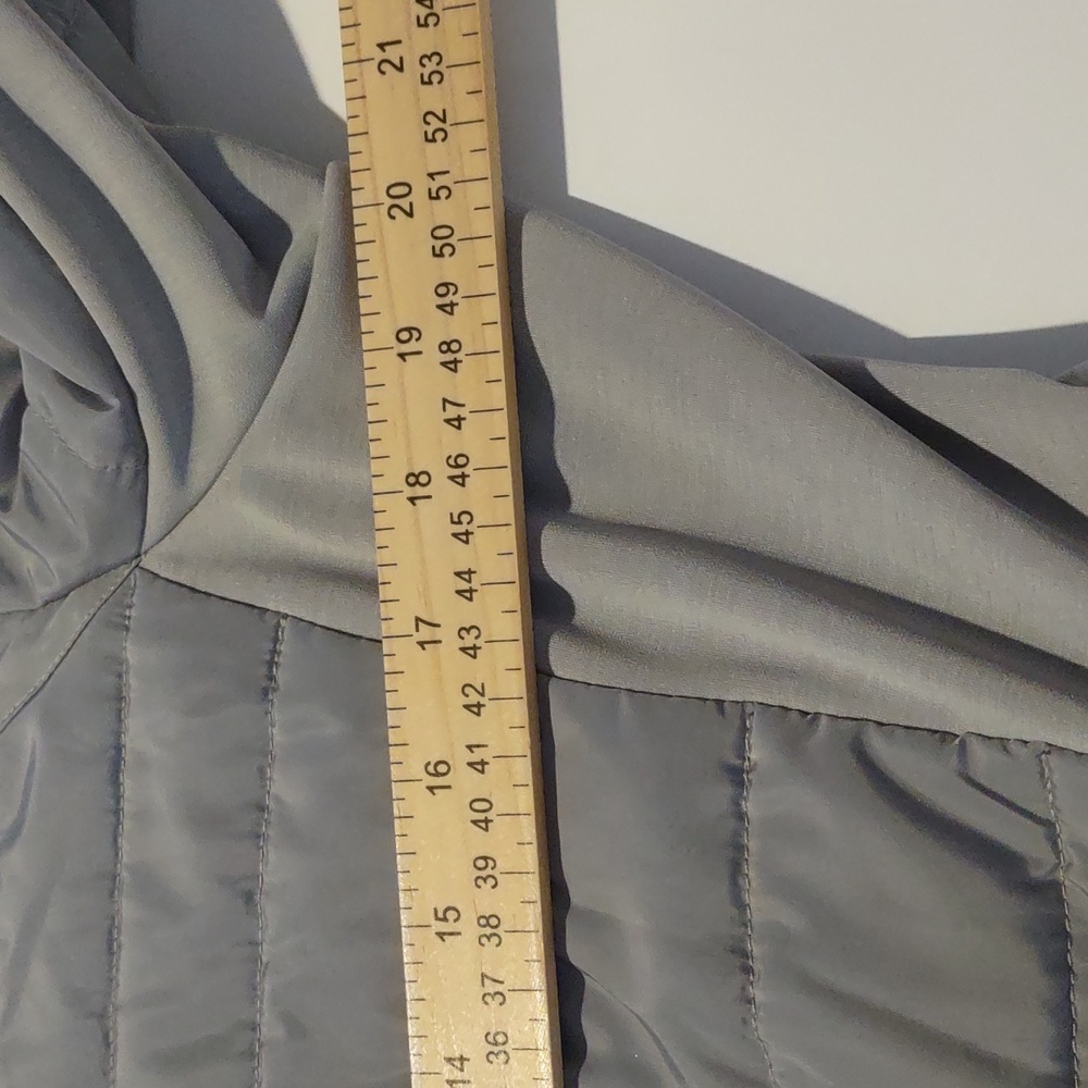 Gray Puffer Jacket - image 7